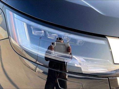 Used 2025 Land Rover Range Rover Long Wheelbase Autobiography image 35