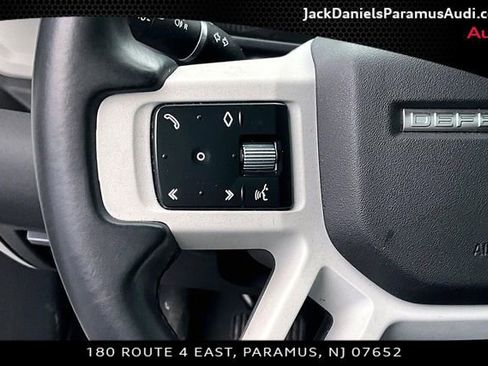Used 2023 Land Rover Defender 90 S image 16