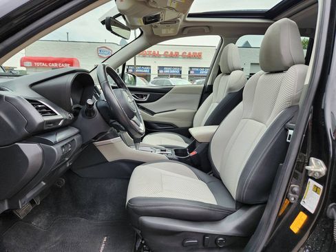 Used 2021 Subaru Forester Premium AWD/4WD image 11