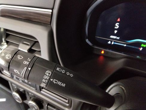 Used 2023 Chevrolet Tahoe Z71 w/ Max Trailering Package image 15