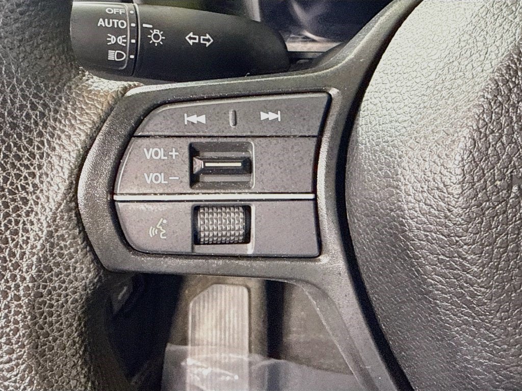 Used 2023 Honda Accord LX image 13