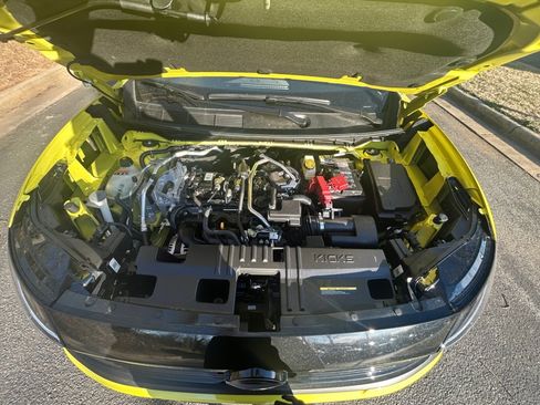 Used 2025 Nissan Kicks SR w/ SR Premium Package image 20