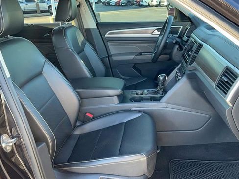 Used 2022 Volkswagen Atlas SE image 19