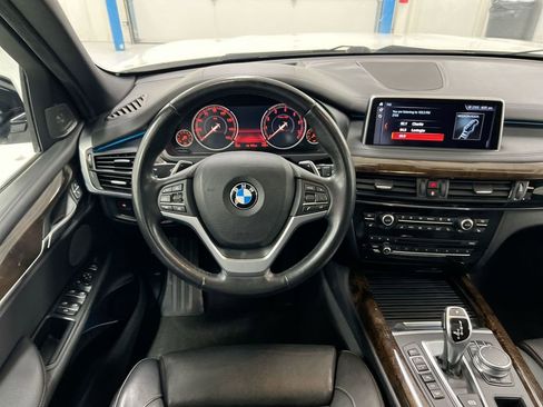 Used 2018 BMW X5 xDrive50i image 11
