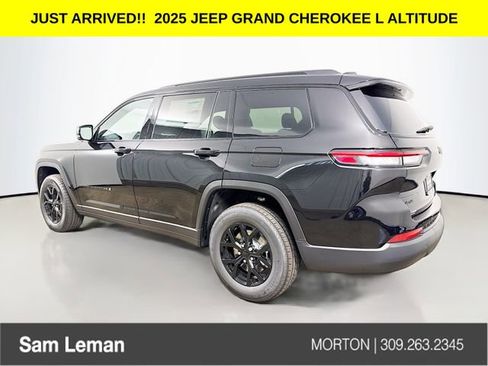 New 2025 Jeep Grand Cherokee L Altitude image 5