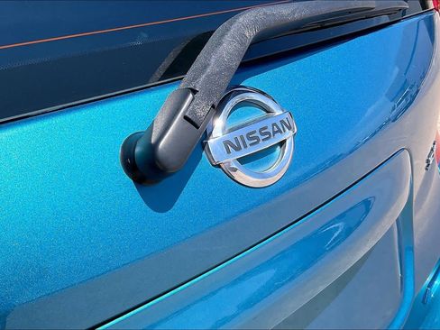 Used 2015 Nissan Versa Note SV FWD image 27