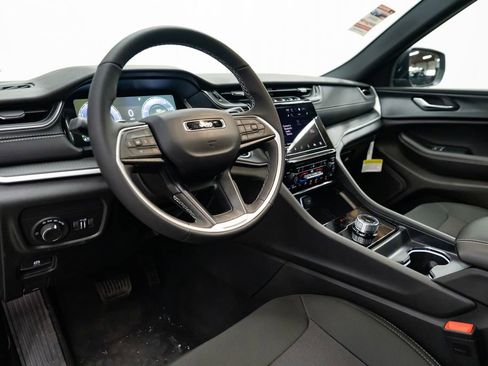 New 2026 Jeep Grand Cherokee L 4WD image 24