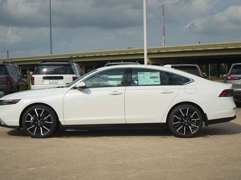 New 2025 Honda Accord Touring image 3