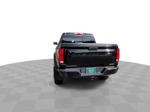 Certified 2024 Chevrolet Colorado ZR2 w/ Technology Package AWD/4WD image 7