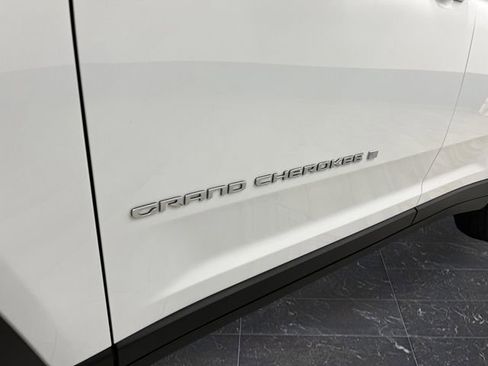 Used 2024 Jeep Grand Cherokee Limited w/ Trailer Tow Package image 36