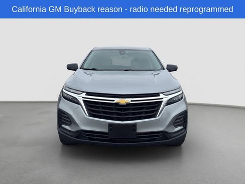 Used 2023 Chevrolet Equinox LS w/ Driver Confidence II Package FWD image 2