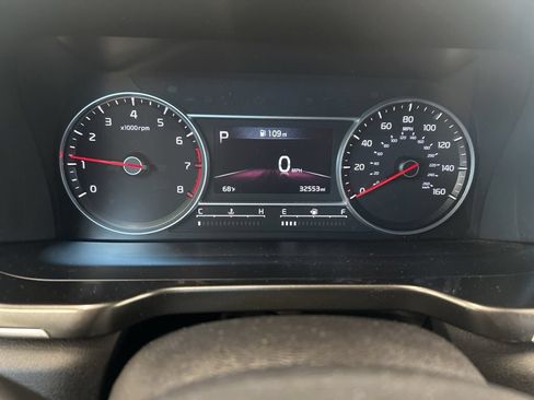 Certified 2023 Kia Sorento LX AWD/4WD image 14