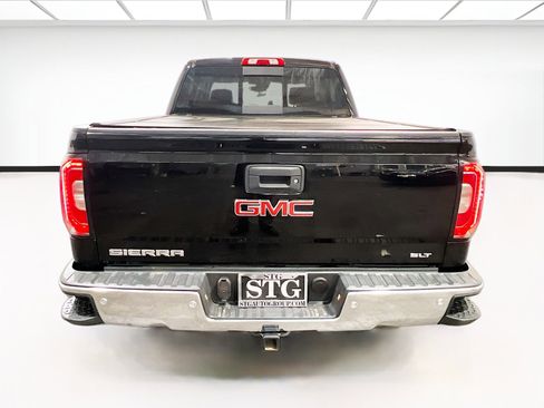 Used 2018 GMC Sierra 1500 SLT w/ Enhanced Driver Alert Package RWD image 5