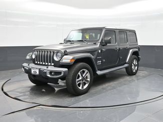 Used 2019 Jeep Wrangler Unlimited Sahara AWD/4WD video 1