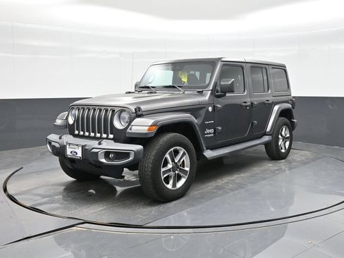 Used 2019 Jeep Wrangler Unlimited Sahara AWD/4WD image 1