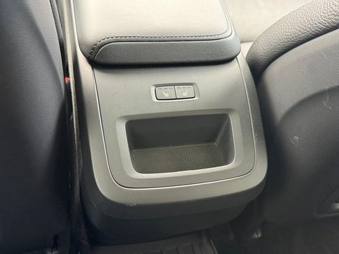 Certified 2023 Volvo XC60 B5 Plus w/ Climate Package AWD/4WD image 10