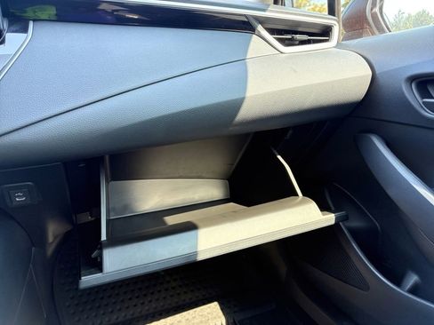 Used 2025 Toyota Corolla LE image 8