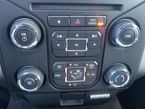 Used 2013 Ford F150 XLT w/ Luxury Equipment Group image 8