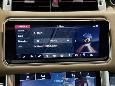 Used 2018 Land Rover Range Rover Sport Supercharged AWD/4WD image 11