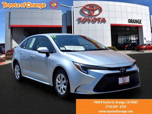 Certified 2024 Toyota Corolla LE FWD image 1