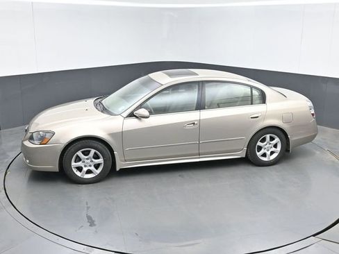 Used 2005 Nissan Altima 2.5 SL w/ (G02) SL Pkg image 21