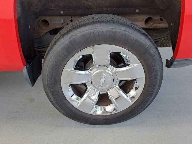 Used 2015 Chevrolet Silverado 1500 LTZ Z71 w/ LTZ Plus Package AWD/4WD image 33