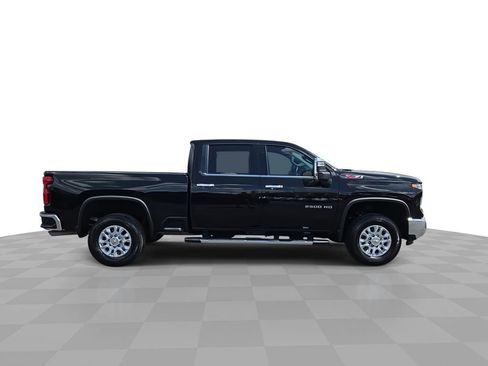 Certified 2024 Chevrolet Silverado 2500 LTZ w/ LTZ Convenience Package AWD/4WD image 9