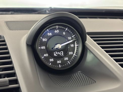 Used 2025 Porsche 911 Carrera image 26