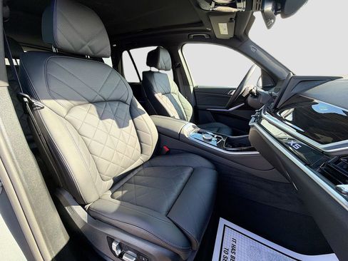Certified 2025 BMW X5 xDrive40i image 16