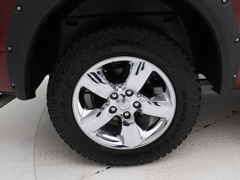 Used 2019 RAM 1500 Express w/ Express Value Package AWD/4WD image 13