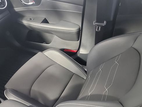 Used 2023 Kia Forte GT-Line image 22