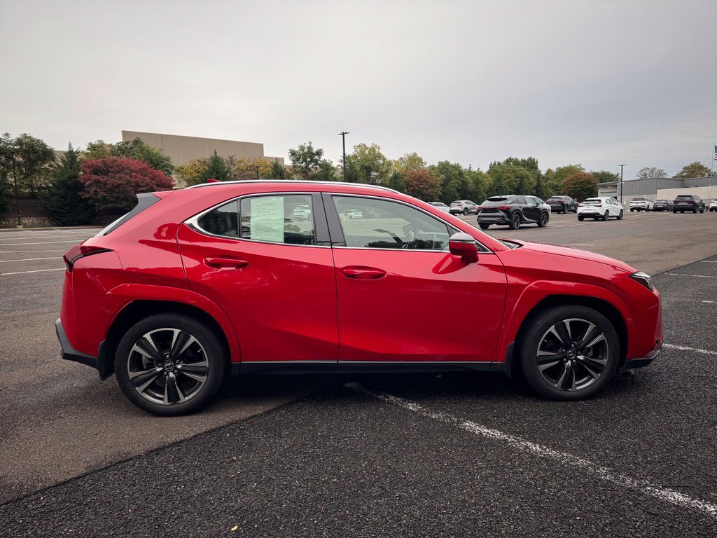 Used 2023 Lexus UX 250h AWD w/ Accessory Package (Z1) image 5