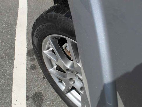 Used 2019 Dodge Journey GT image 34