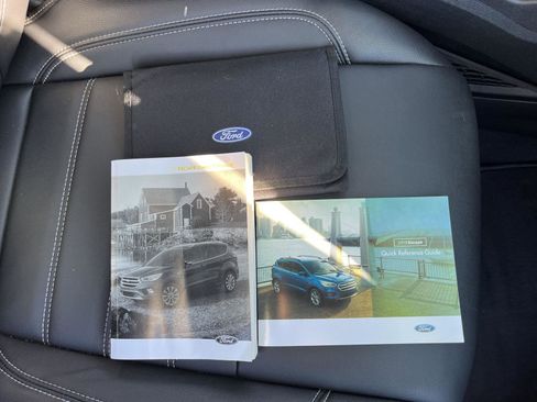 Used 2019 Ford Escape Titanium image 28