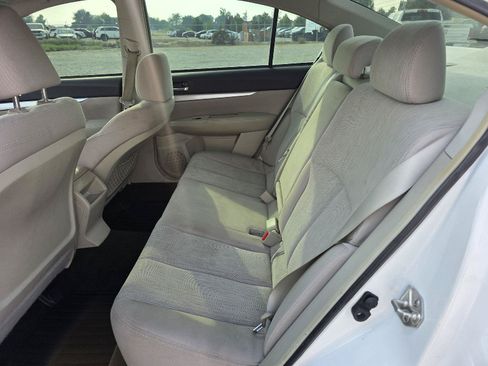 Used 2013 Subaru Legacy 2.5i Premium AWD/4WD image 10