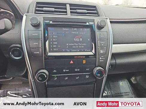 Used 2015 Toyota Camry SE w/ Moonroof Package image 20