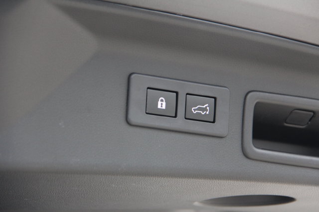 Used 2025 Subaru Forester Premium AWD/4WD image 34