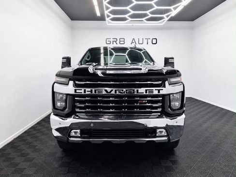Used 2022 Chevrolet Silverado 2500 LT w/ Texas Edition AWD/4WD image 2