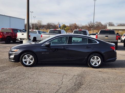 Used 2023 Chevrolet Malibu LT image 4
