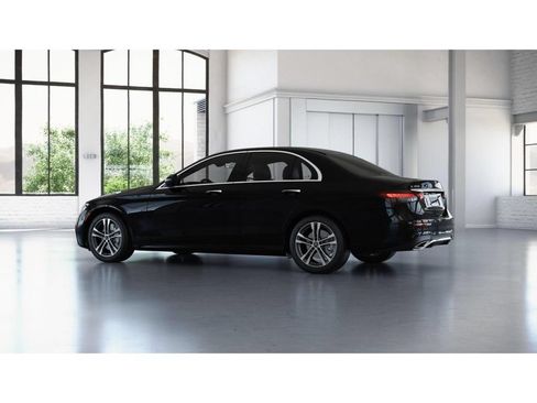 Certified 2023 Mercedes-Benz E 350 4MATIC Sedan image 32