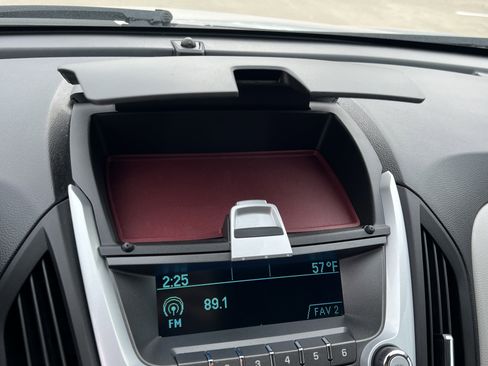 Used 2014 Chevrolet Equinox LS image 25