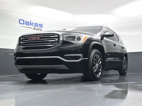 Used 2018 GMC Acadia SLT image 45