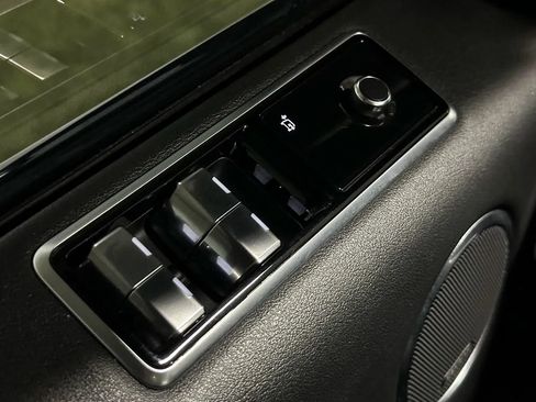 Used 2019 Land Rover Range Rover Sport HSE AWD/4WD image 31