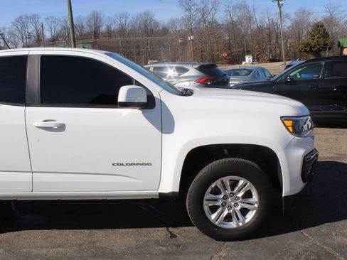 Used 2021 Chevrolet Colorado LT w/ Fleet Safety Package RWD image 41