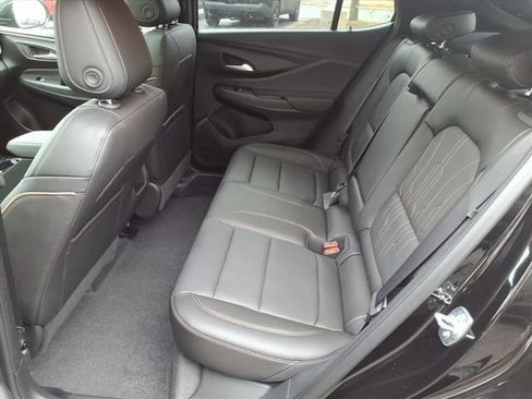 New 2026 Buick Envista Avenir image 7