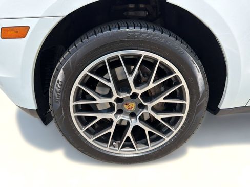 Used 2018 Porsche Macan S AWD/4WD image 13