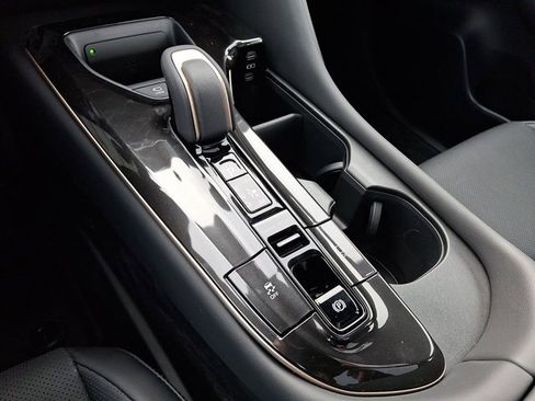 New 2026 Toyota Crown Platinum image 13