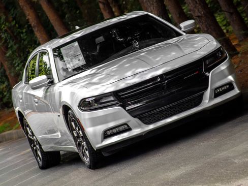 Used 2018 Dodge Charger GT image 41