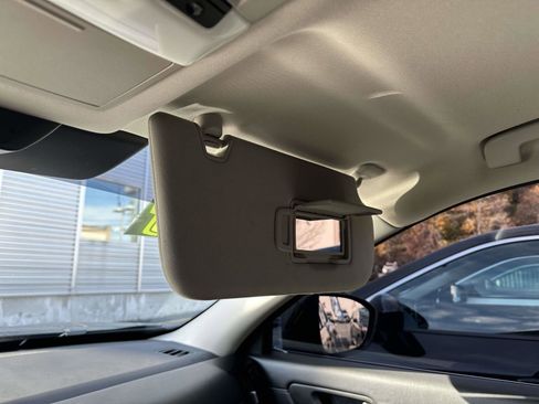 Used 2024 Nissan Pathfinder S w/ Cargo Package image 16