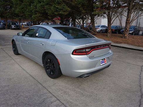 Used 2019 Dodge Charger SXT image 22